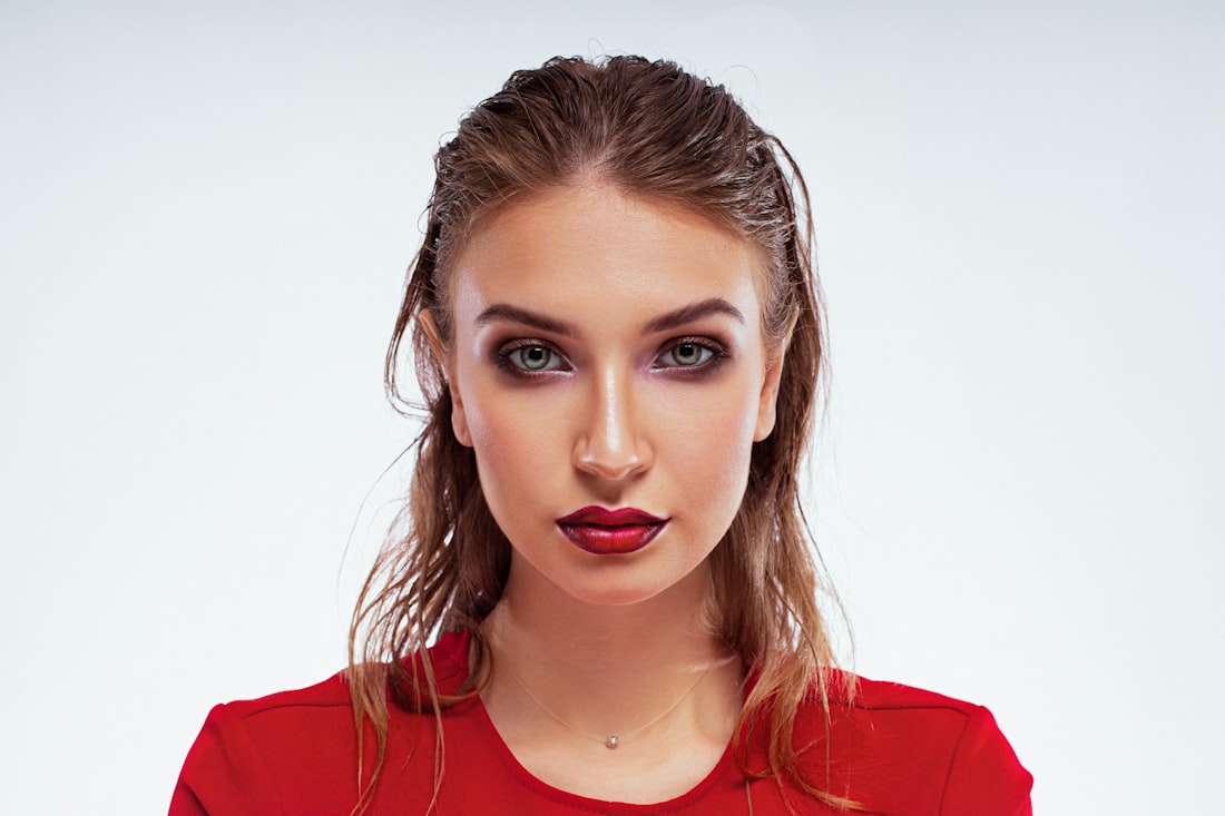 Creator with bold siren look (temporary comp)